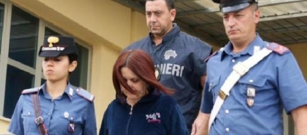 BADANTA ROMÂNCĂ ce şi-a DROGAT şi JEFUIT bătrânul a fost CONDAMNATĂ BADANTA ROMÂNCĂ ce şi-a DROGAT şi JEFUIT bătrânul a fost CONDAMNATĂ