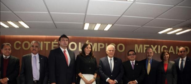COM y Chicanos por la Causa firma acuerdo de colaboración deportiva COM y Chicanos por la Causa firma acuerdo de colaboración deportiva