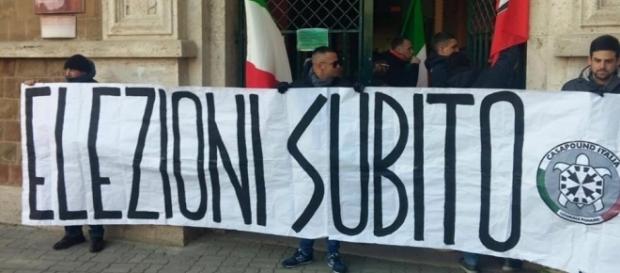 Il X Municipio occupato da CasaPound. Il X Municipio occupato da CasaPound.
