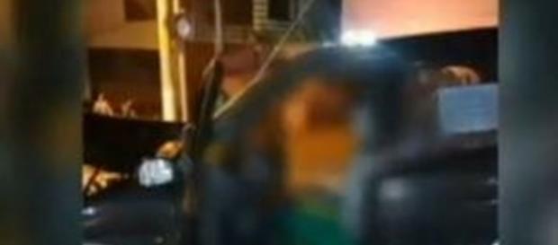Mulher grávida ficou gravemente ferida após levar um tiro na barriga Mulher grávida ficou gravemente ferida após levar um tiro na barriga