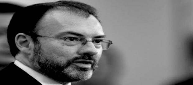 Y Luis Videgaray ¿A quién le rinde cuentas? Y Luis Videgaray ¿A quién le rinde cuentas?