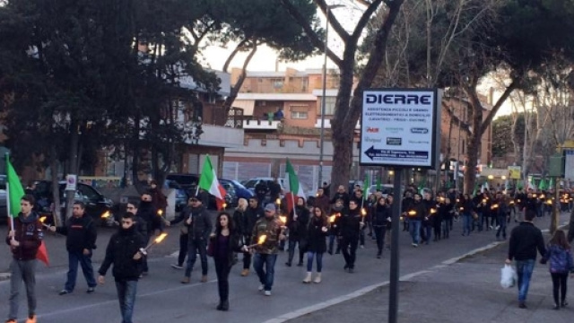 Il corteo di CasaPound ad Acilia