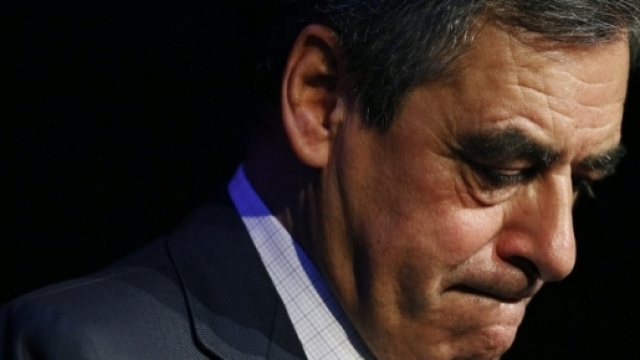 Le Pen et Macron en hausse, Fillon en nette baisse d'après un sondage - rtl.fr