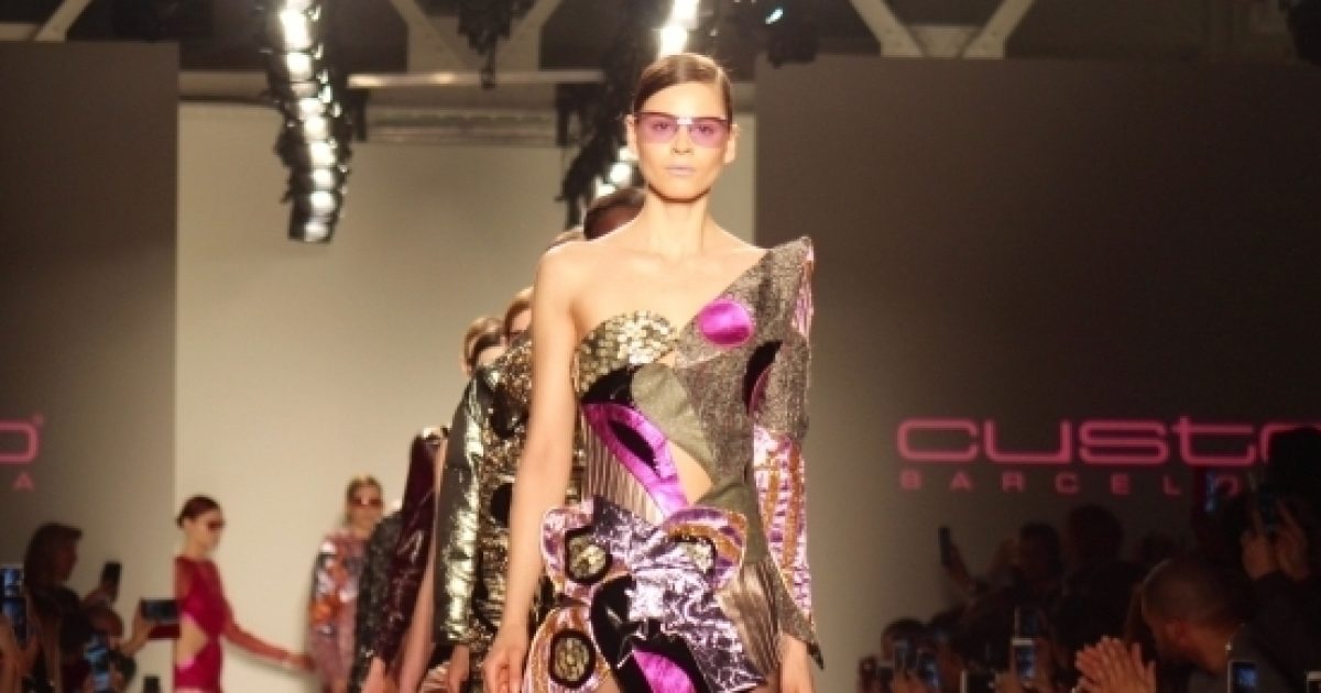 New York Fashion Week: Custo Barcelona illuminates, Son Jung Wan ...