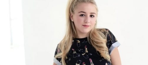 Does Chloe Lukasiak have an evil plan to distract the Abby Lee Dance Company Junior Elite Competition Team? (via YouTube - Chloe Lukasiak)