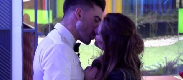 el gran beso más esperado y menos deseado de la edición el gran beso más esperado y menos deseado de la edición