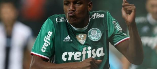 Mina pode ir para o Barcelona, mas não agora Mina pode ir para o Barcelona, mas não agora