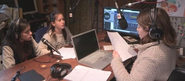 Rádio Miúdos com Catarina Prazeres, Mafalda Pinto e Matilde Nunes. Rádio Miúdos com Catarina Prazeres, Mafalda Pinto e Matilde Nunes.