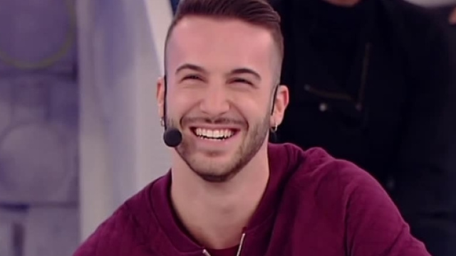 Amici 16: Andreas Muller, fans in visibilio per i sexy auguri di San Valentino