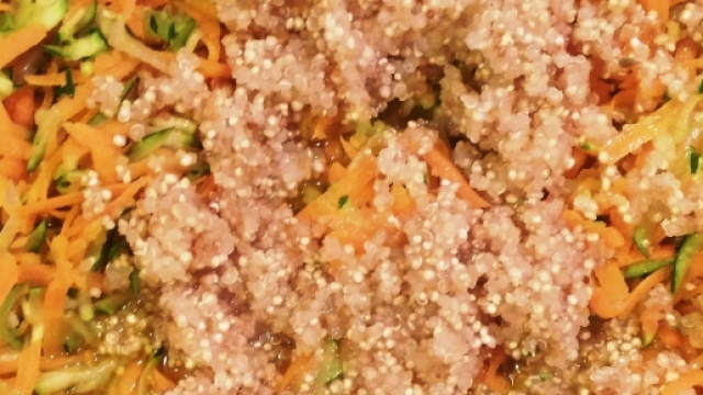 Carote, zucchine, cipolla e quinoa!