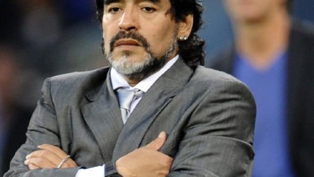 Maradona dentro la polemica: accusato di aggressione ai danni della fidanzata
