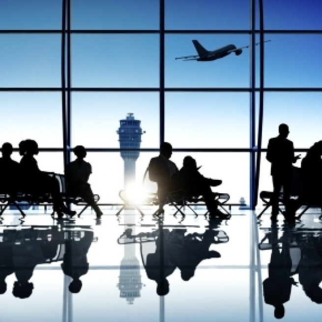 Cada vez más, en las salas de salida de los aeropuertos de España se ven personas que se benefician del retorno voluntario.