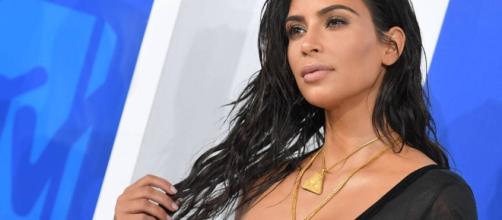 Here's How Kim Kardashian Escaped After Her Dangerous Paris ... - eonline.com