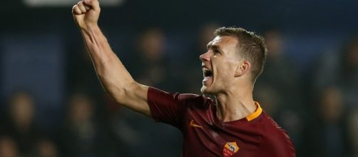 Edin Dzeko, autore di una tripletta ieri sera.