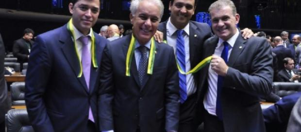 4 leis bizarras tramitando nos plenários 4 leis bizarras tramitando nos plenários