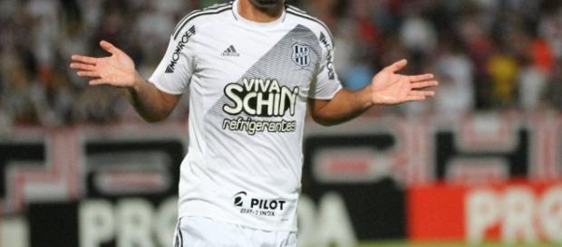 Jogador ficará até o final do Paulistão. Jogador ficará até o final do Paulistão.