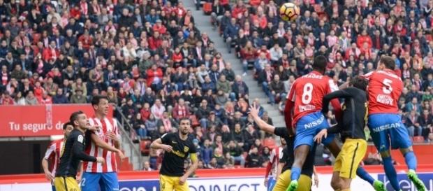 O cansaço tomou conta do Sporting Gijón durante o segundo tempo. O cansaço tomou conta do Sporting Gijón durante o segundo tempo.