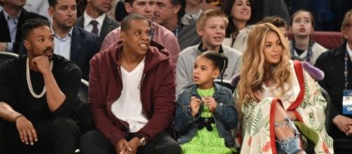Please enjoy these photos of Beyoncé, Jay Z and Blue Ivy at the ... - mashable.com