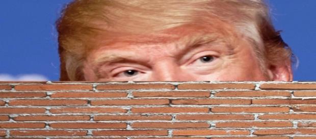 EUA empezará la construccion del muro en Tucson, El Paso y El Centro. EUA empezará la construccion del muro en Tucson, El Paso y El Centro.