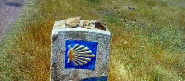 Hito en Mansilla de las Mulas - Camino Francés. Hito en Mansilla de las Mulas - Camino Francés.