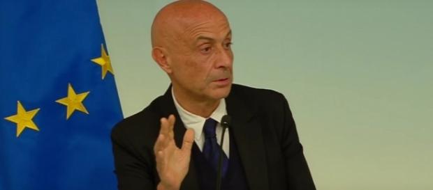 Marco Minniti, ministro dell'Interno Marco Minniti, ministro dell'Interno