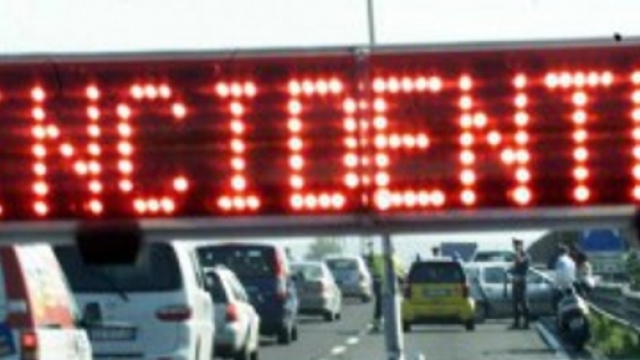 Genova, incidente su autostrada A26: tre feriti e 7 km di coda