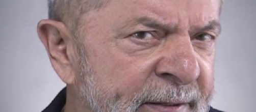 O Partido dos Trabalhadores divulgou o vídeo em suas páginas oficiais com Lula fazendo convocação