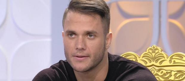Fabio Agostini ¿Abandona el Trono de Mujeres y Hombres (MYHYV ... - elmundo.es Fabio Agostini ¿Abandona el Trono de Mujeres y Hombres (MYHYV ... - elmundo.es