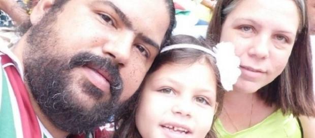 Família foi executada enquanto dormiam em casa. Família foi executada enquanto dormiam em casa.