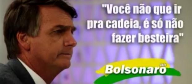 Na entrevista, Bolsonaro explica que o ocorrido em Espírito Santo prova que a desmilitarização não daria certo. Na entrevista, Bolsonaro explica que o ocorrido em Espírito Santo prova que a desmilitarização não daria certo.