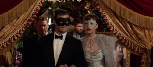 Christian Grey e Anastasia Steele in Cinquanta sfumature di nero