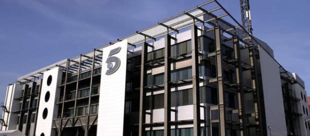 Las oficinas de telecinco. ¿Harán caso a las redes? Las oficinas de telecinco. ¿Harán caso a las redes?