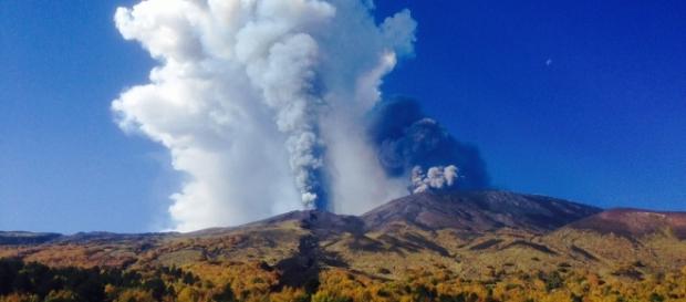 Terremoto a Catania, scossa e boato dell'Etna Terremoto a Catania, scossa e boato dell'Etna