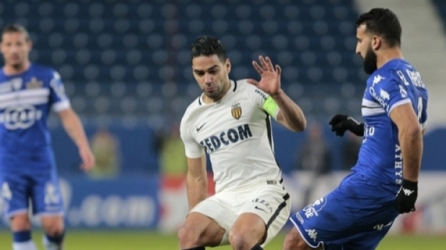 Bastia-Monaco : l'ASM évite le pire - rtl.fr
