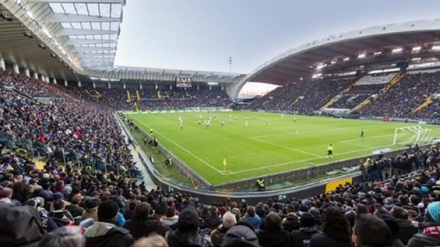 La 'Dacia Arena' di Udine. fulgido esempio di moderna architettura sportiva sul modello britannico