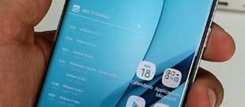 Galaxy S7 edge con Android Nougat