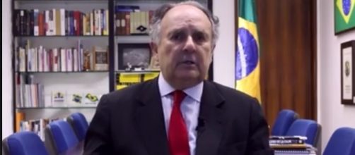 Senador Cristovam Boarque quer abrir as portas para imigrantes muçulmanos no Brasil