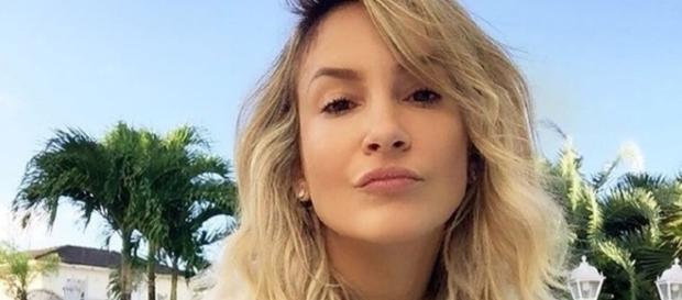 Claudia Leitte é condenada a devolver dinheiro da Lei Rouanet Claudia Leitte é condenada a devolver dinheiro da Lei Rouanet