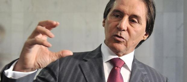 Eunício Oliveira, do PMDB, é o novo presidente do Senado Eunício Oliveira, do PMDB, é o novo presidente do Senado