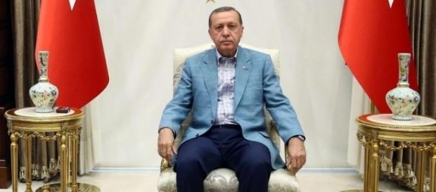 Ist mal wieder beleidigt und stichelt gegen Deutschland: Machthaber Erdogan. (Fotoverantw./URG Suisse: Blasting.News Archiv) Ist mal wieder beleidigt und stichelt gegen Deutschland: Machthaber Erdogan. (Fotoverantw./URG Suisse: Blasting.News Archiv)