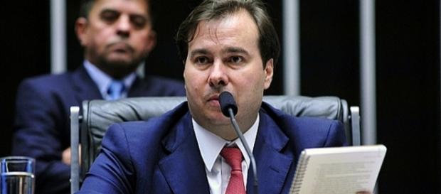 Maia é o grande favorito à vencer a disputa Maia é o grande favorito à vencer a disputa