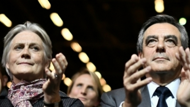 Fillon arrivera-t-il à se sortir du FillonPénélopegate ?