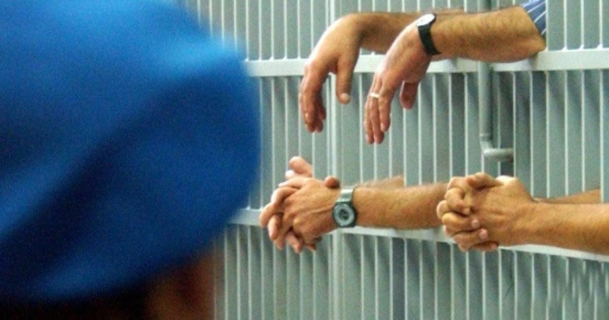 Carcere, la lettera di un detenuto: 'Aiuto mi stanno torturando'