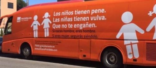 El autobús contra la ideología de género de Hazte Oír