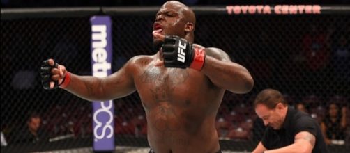 Derrick Lewis is riding a wave of momentum | photo credit - themmacommunity.com
