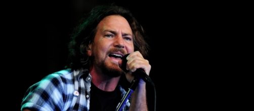 Eddie Vedder dei Pearl Jam sarà in concerto a Firenze il 24 giugno. I biglietti su Ticket one dal 24 febbraio.