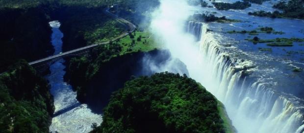 7-wonders-victoria-falls-2.jpg - azaonline.org 7-wonders-victoria-falls-2.jpg - azaonline.org