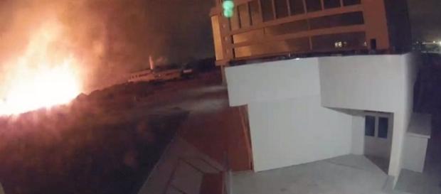 Câmeras de segurança do CT do Fluminense mostram incêndio na Barra (Foto: Reprodução/Globoesporte) Câmeras de segurança do CT do Fluminense mostram incêndio na Barra (Foto: Reprodução/Globoesporte)