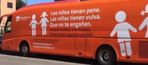 El autobús contra la ideología de género de Hazte Oír El autobús contra la ideología de género de Hazte Oír