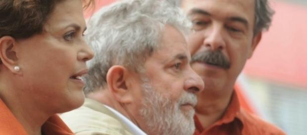 Ex-presidentes, Dilma, Lula e ex-ministro Aloizio Mercadante Ex-presidentes, Dilma, Lula e ex-ministro Aloizio Mercadante